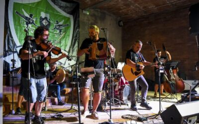 La banda empordanesa de folk La Puça clou el D’Arrel i amb Salero d’aquest any